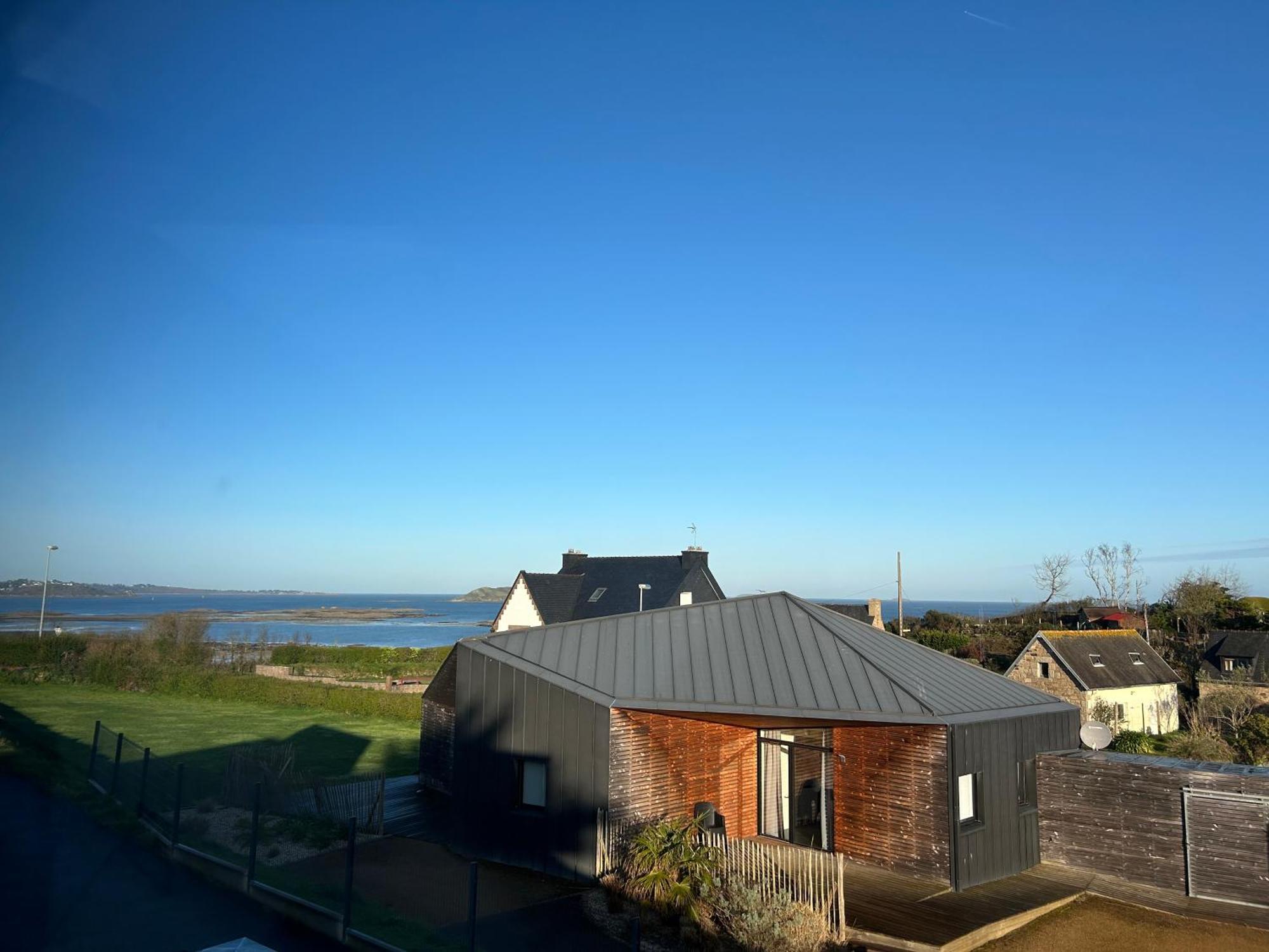 Bellevues-sur-mer, A 100 M De La Trevou-Treguignec